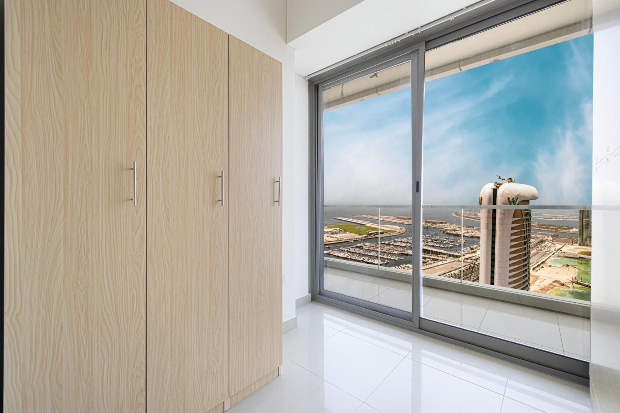 Capsule Experience Duplex - Panoramic Sea View - Nowmade La Marina Vandrerhjem Dubai Eksteriør bilde